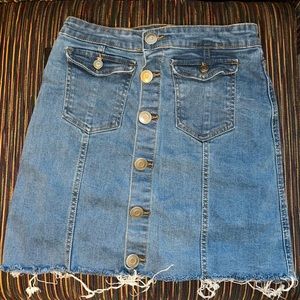 Windsor Fray Hem Mini Skirt